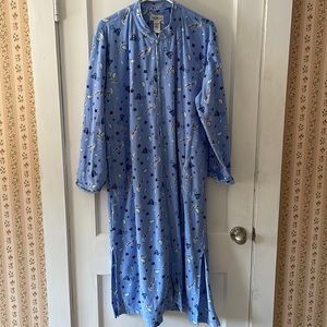 Villager womens large night gown